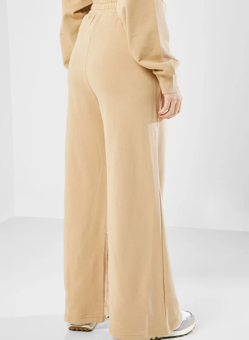 PUMA Classics Relaxed Sweatpants