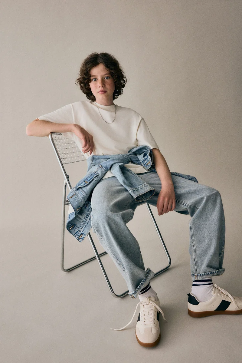 اتش اند ام جينز بقصة واسعة