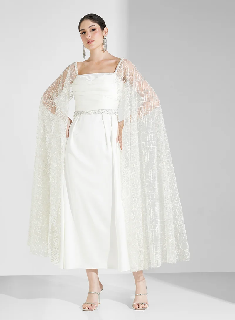 Fashion Trends by Suzy Matar Elegant White Midi Dress