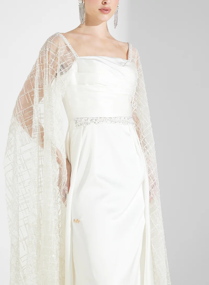 Fashion Trends by Suzy Matar Elegant White Midi Dress