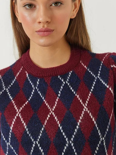 Bianco Lucci LUCCI Baklava Pattern Crew Neck Knitted Sweater