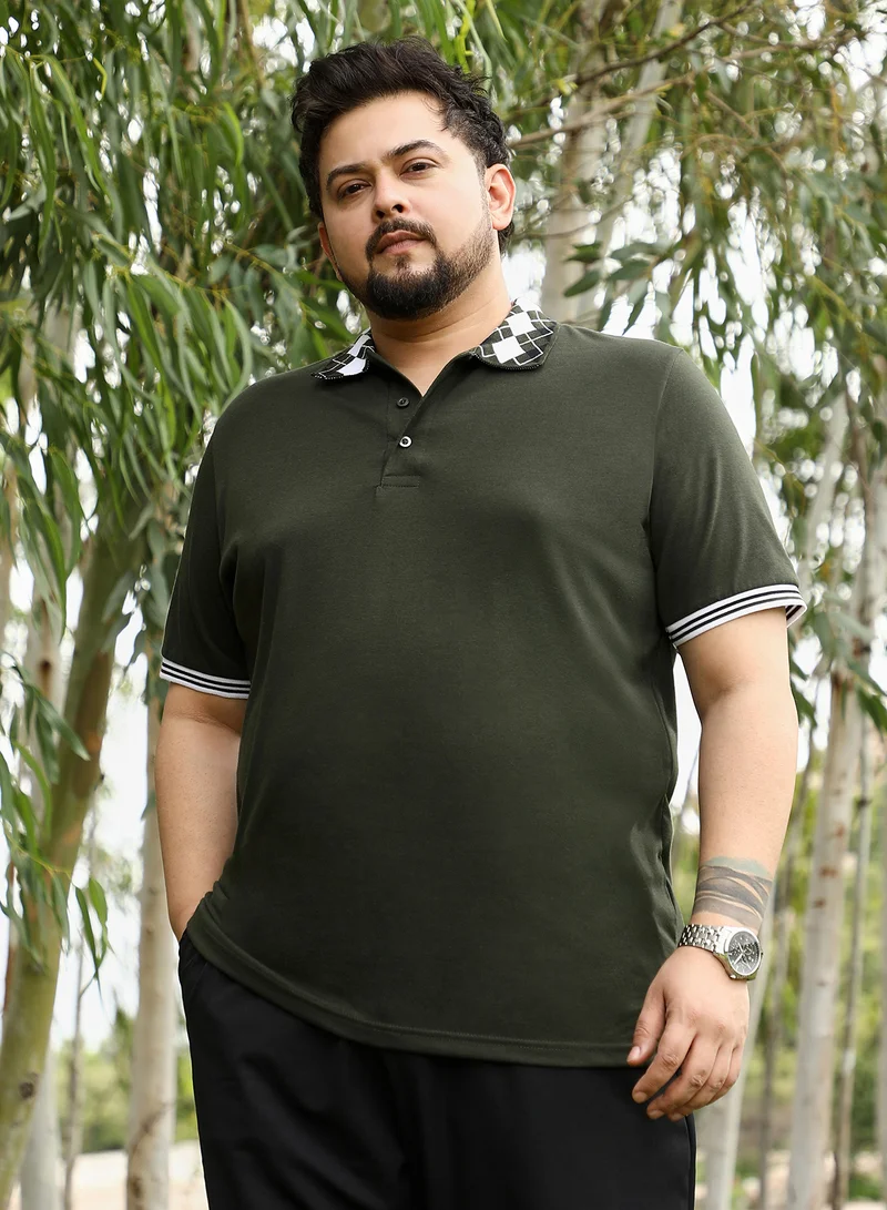 Instafab Plus Instafab Plus Men Block Argyle-Knit Polo T-Shirt | Jacquard Polo Neck , Short Tipping Cuff Sleeves | Half-Button Closure , Straight Hem | Colourblock Knit Fabric For Casual & Daily Wear | Green