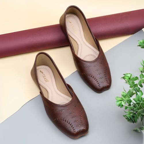 TRASE Traditional Jutti for Women & Girls | Flat Sole, Soft Lining, Cushion Footbed | Casual Wear & Comfortable Ethnic Footwear for Wedding & Festive (Brown, 7 UK) - Image 3