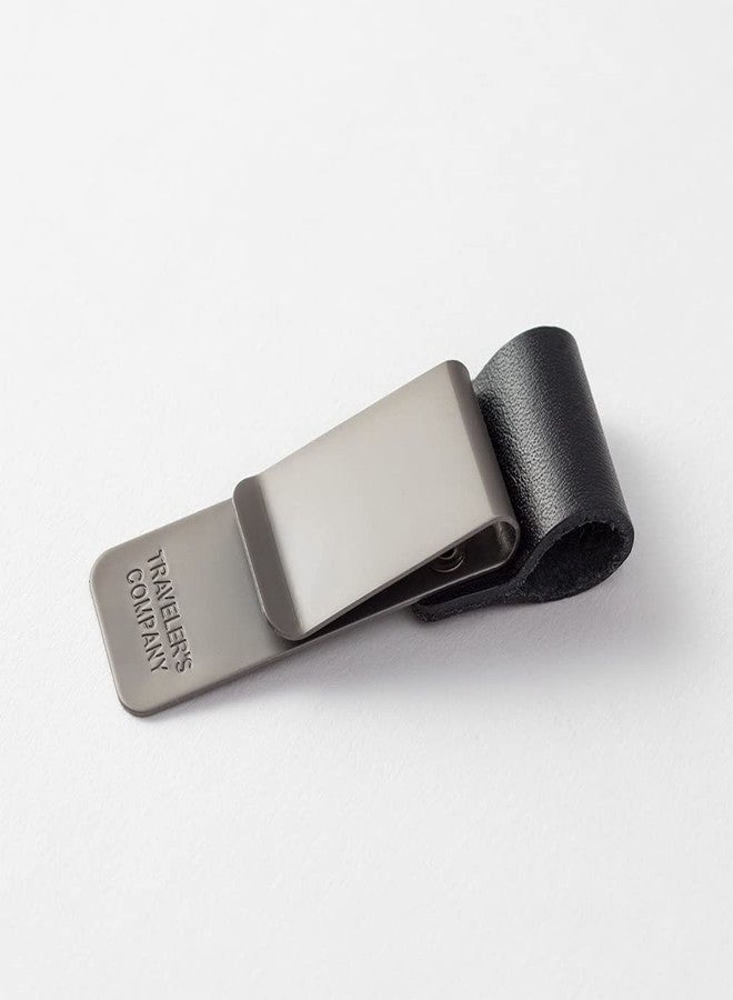 Midori Traveler's Notebook Pen Holder M Black 016 14298006 - Image 3