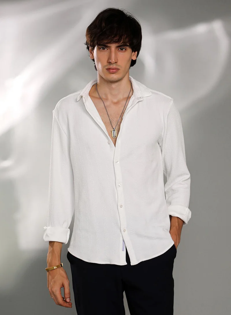 Campus Sutra Men's Chalk White Rope-Textured Shirt For Casual Wear | Spread Collar | Long Sleeve | Button Closure | Shirt Crafted With Comfort Fit For Everyday Wear