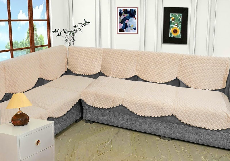 Fashion Throw غطاء أريكة على شكل L من المخمل المنقوش | واقي أريكة ناعم من 3 طبقات لغرفة المعيشة | مضاد للانزلاق | قابل للغسل في الغسالة | غطاء أريكة للحيوانات الأليفة والأطفال | بيج (على شكل L) - Image 1