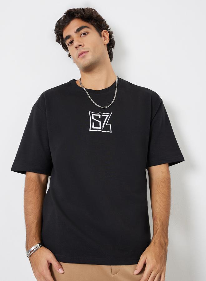 Styli Men Black Oversized Embroidered Terry T-Shirt - Image 3