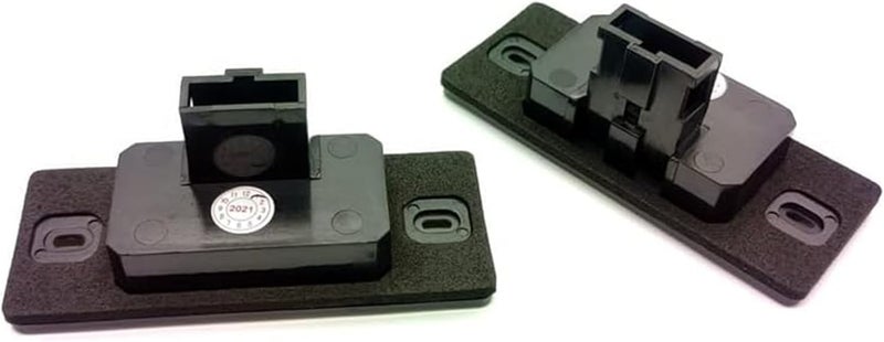 Vuzmode 12V LED License Plate Light Assembly - Image 3