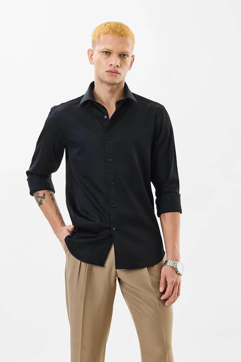 SNITCH Black Solid Long Sleeve Slim Fit Formal Shirt