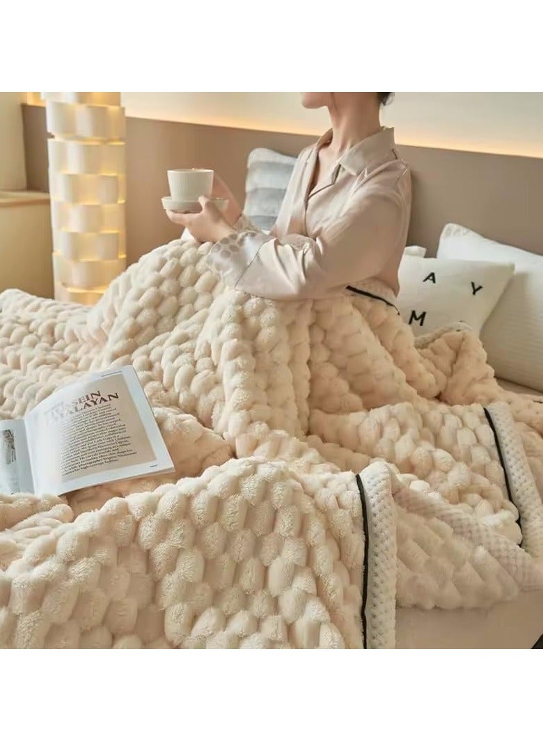 بطانية من الصوف الناعم، بطانية من الفرو الصناعي، بطانية فائقة النعومة، صوف فلانل حريري ممتاز، بطانية مريحة مزخرفة لجميع المواسم لأريكة السرير، 200 * 230 سم (بيج) - Image 3