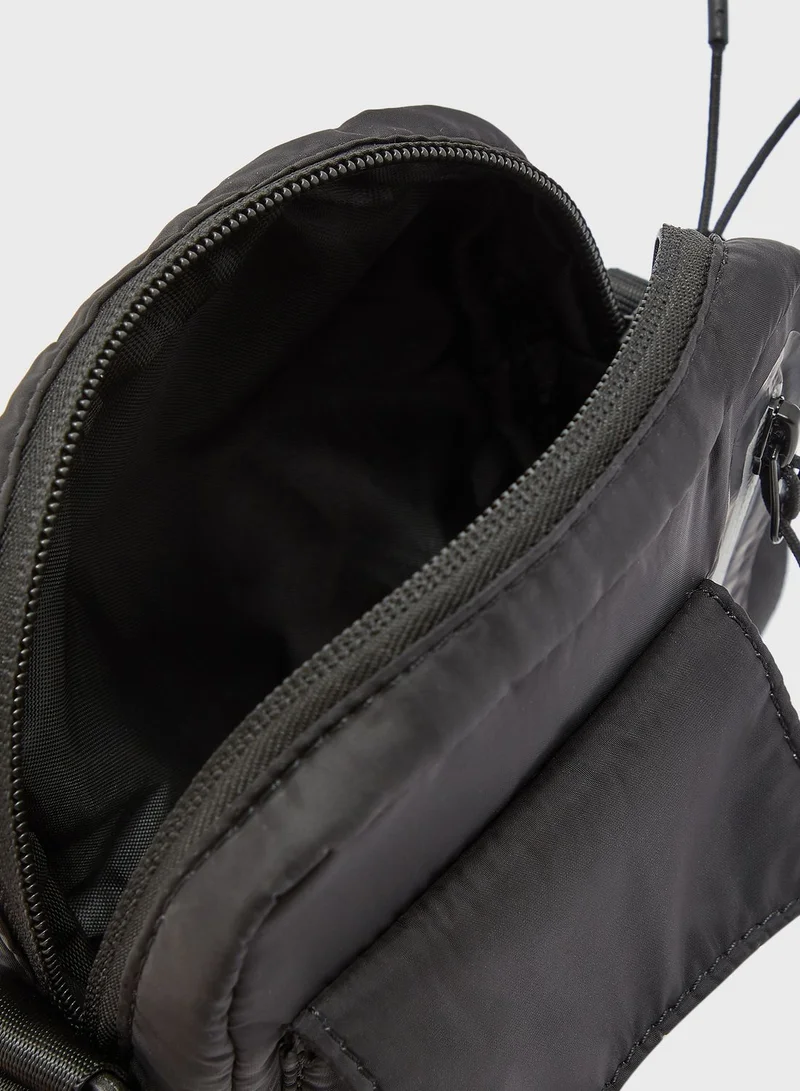 URBAN OUTFITTERS Iets Frans Crossbody
