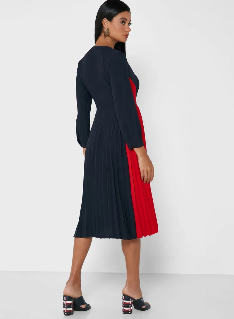 TOMMY HILFIGER Colorblock Shift Dress