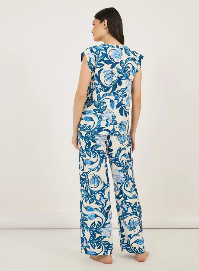 Styli All Over Floral Print Viscose Shirt & Pyjama Set