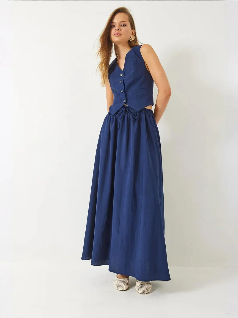 Bianco Lucci LUCCI V-Neck Vest and Maxi Skirt Two-Piece Coord Set