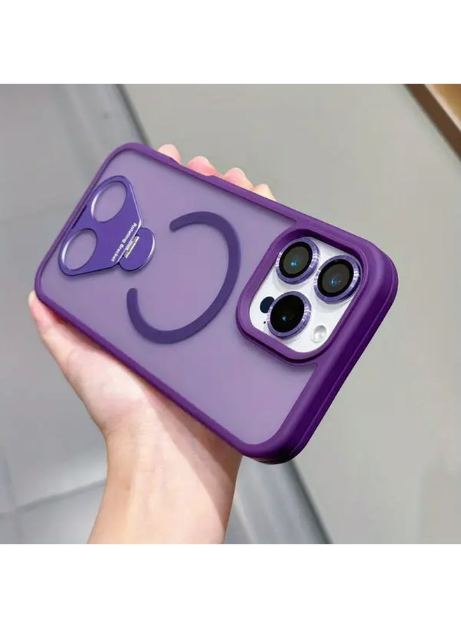 حافظة هاتف بنية اللون مغطاة بالصقيع شبه شفافة ومغناطيسية لهاتف iPhone 13 Pro Max - Image 1