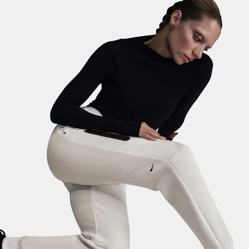 Nike white Women's Sportswear Tech Fleece Windrunner Joggers for Women | Best Price UAE