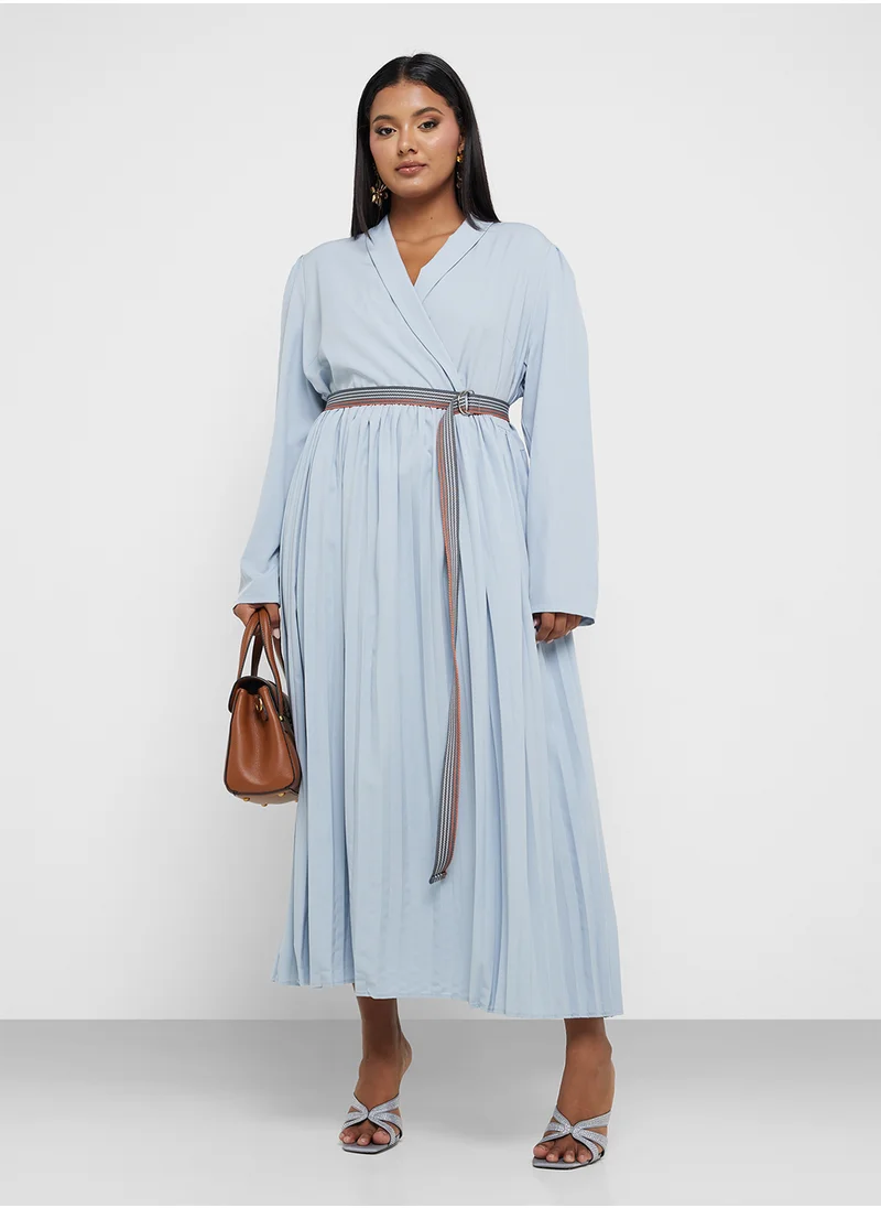 خزانة Pleated Wrap Midi Dress