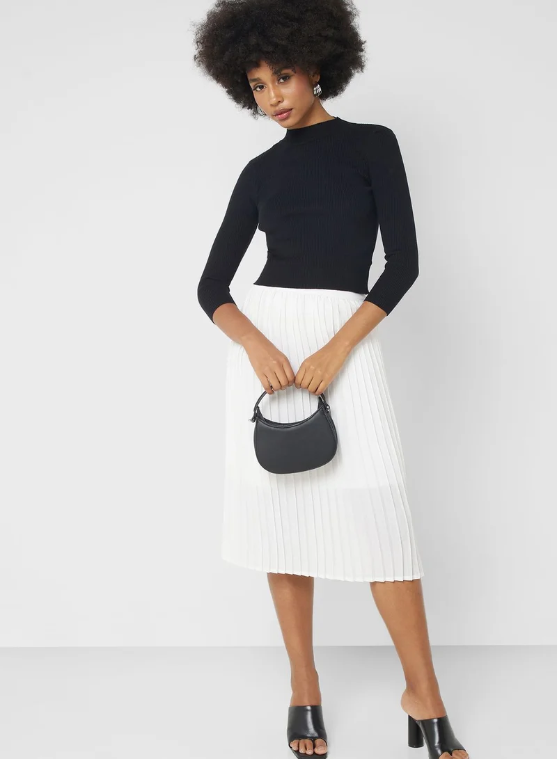 ELLA Cropped Sweater