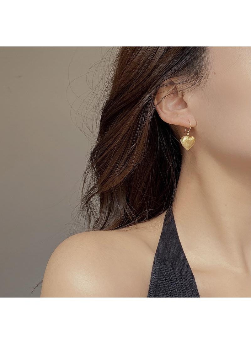 Y&D - 18K Gold Brushed Love Earrings For Women - Image 1