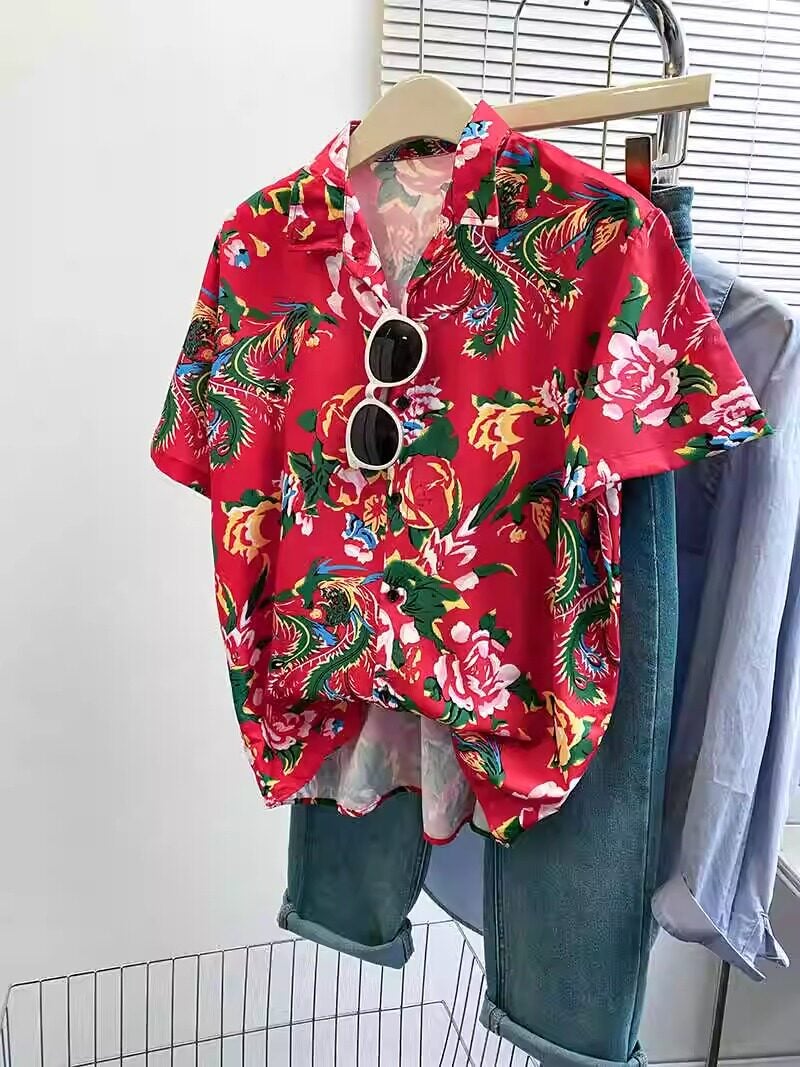 This year's popular chic and super good-looking shirt is a new Chinese-style Northeast floral shirt for women's summer thin short-sleeved top - Image 1
