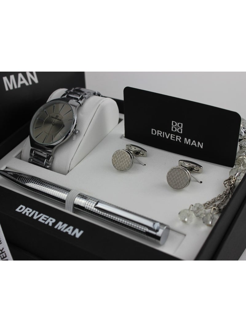 MAN A luxurious four-piece men's watch set