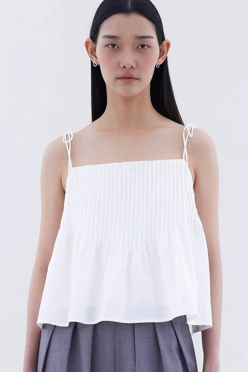 ذا اديتورز ماركت Brenella Pin-tuck Top