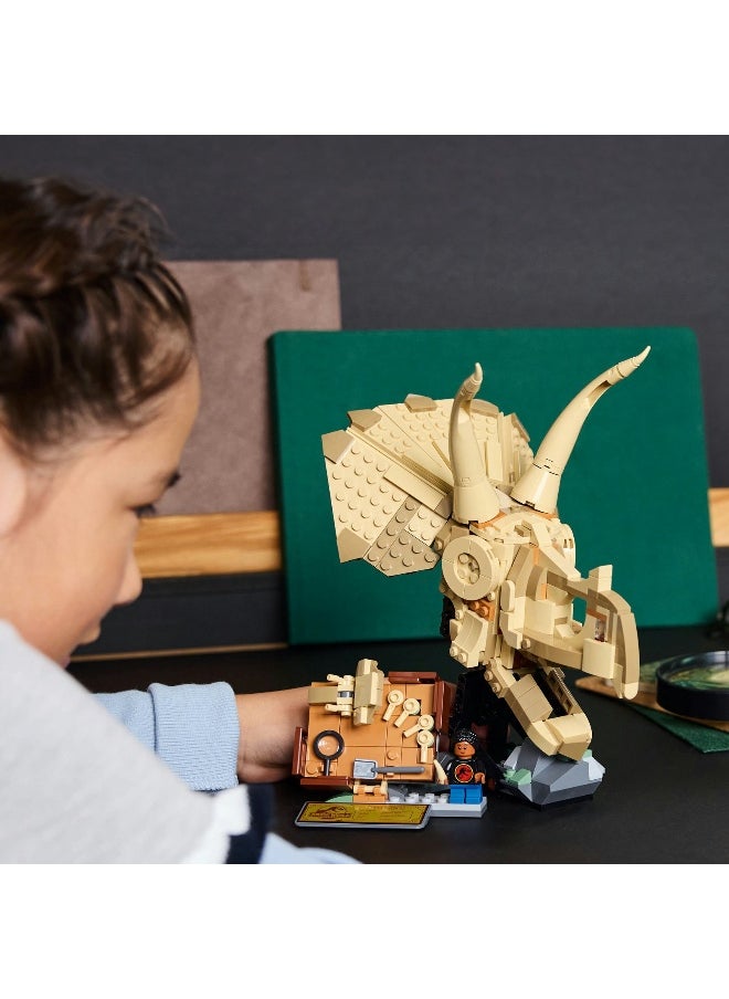 LEGO LEGO Jurassic World Dinosaur Fossils: Triceratops Skull 76969 Building Set (468 Pieces)  - Image 3
