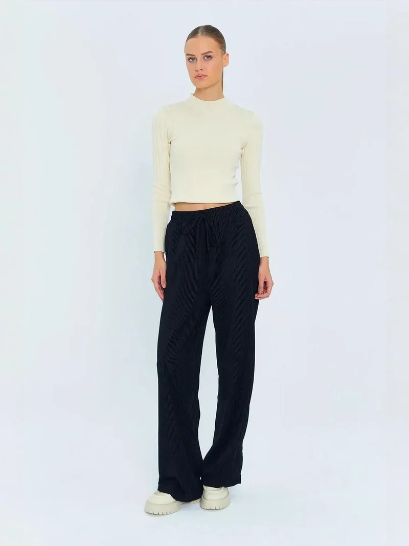 ميكسراي سراويل مخملية واسعة الساق من ميكسراي بخصر برباط