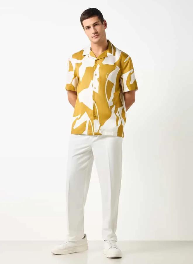 Iconic Iconic Regular Fit Printed Shirt with Camp Collar and Short Sleeves