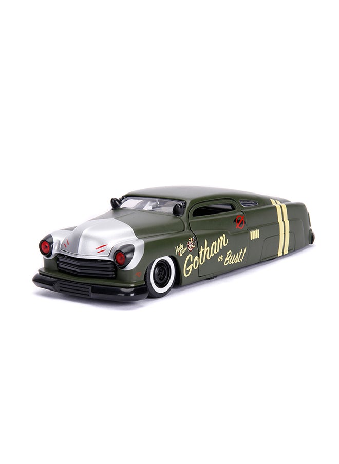 DC Comics - Dc Comics Bombshells 1951 Mercury 1:24 - Image 1