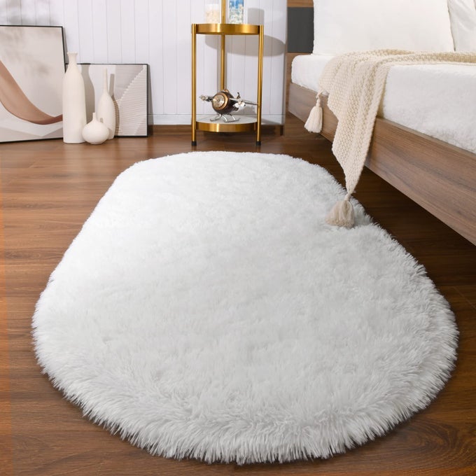 FLUFFY RUGS FOR BEDROOM SHAG CUTE AREA RUG FOR GIRLSBOYS AND KIDS BABY ROOM HOME DECOR 26 X 53 FEET OVAL INDOOR CARPET FOR NURSERY DORM LIVING ROOM WHITE