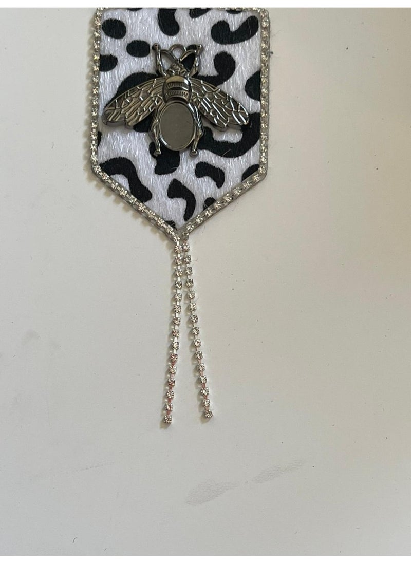 Gönülden Tasarım Heart Design 7x5 cm Dalmatian Zircon Stone Bee Iron-On Applique Patch Badge  - Image 1