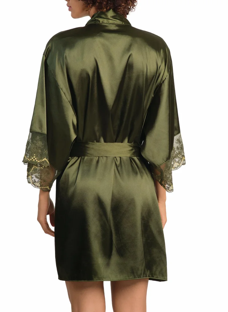 ايسلا اند ايفي Isla & Evie Shorts Robe