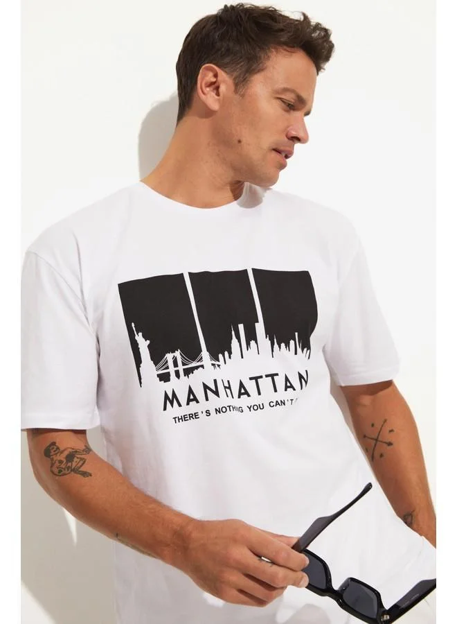 JUNE June Men Oversize Printed Crew Neck Tshirt White