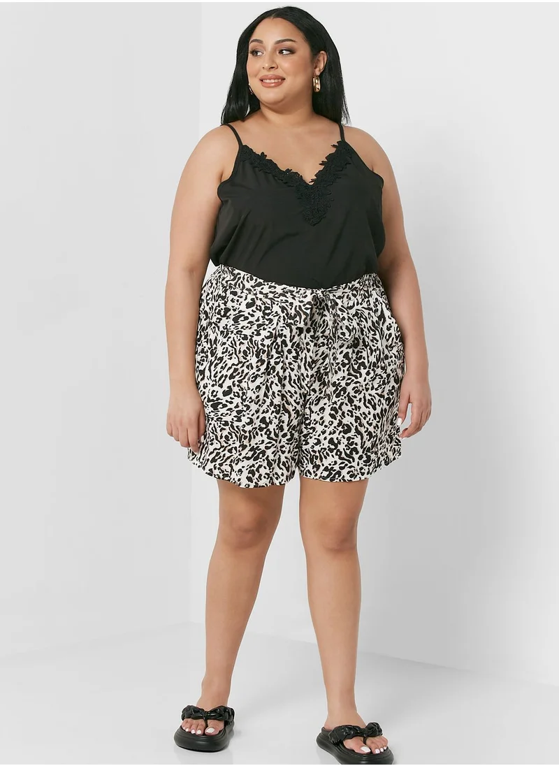 DOROTHY PERKINS Tie Detail Shorts