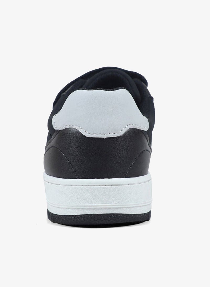 GAP Boys' BOSTON III POP Sneakers with Hook and Loop Closure - GPK5217120008 - Image 2