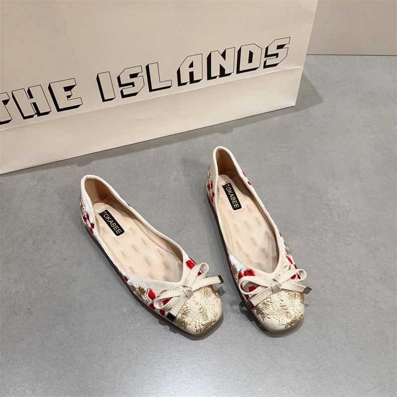 Women's Square-Toe Slip-On Flat Shoes with Floral Embroidery - Image 3