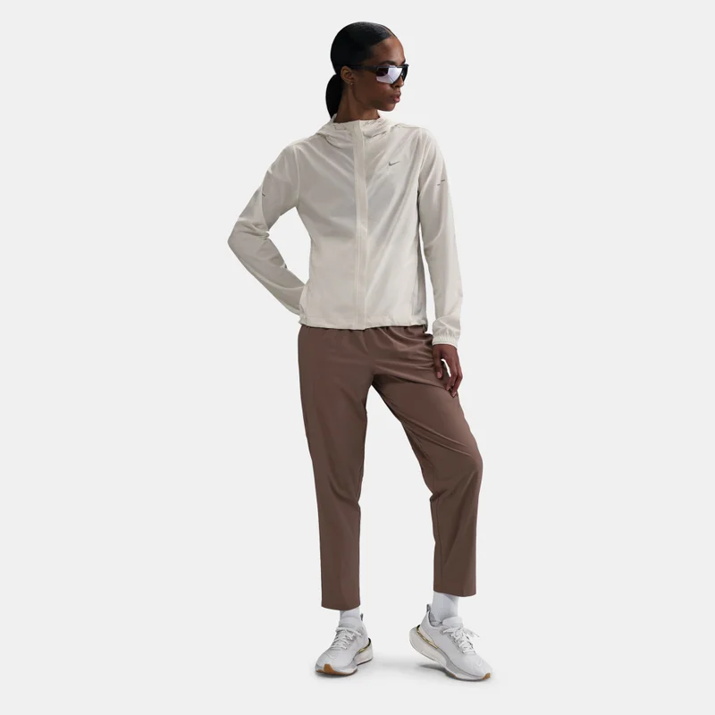 Nike White Women's Swift Repel Packable Running Jacket for Women | Best Price UAE