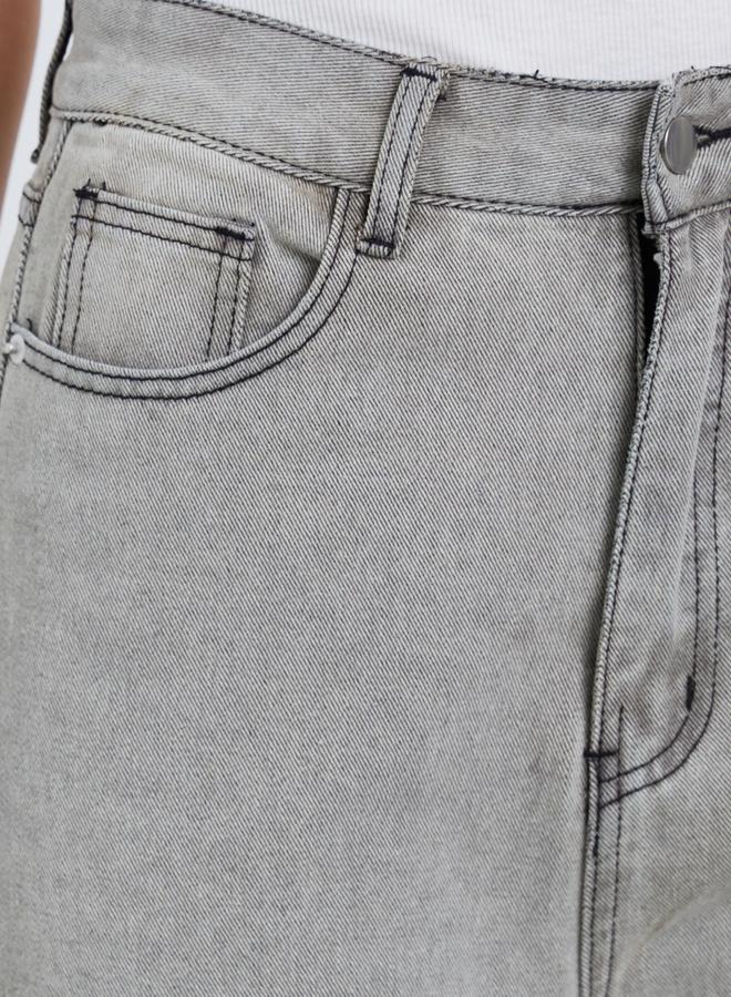 ستايلي جينز مستقيم بخصر عالٍ وبلون باهت - Image 3