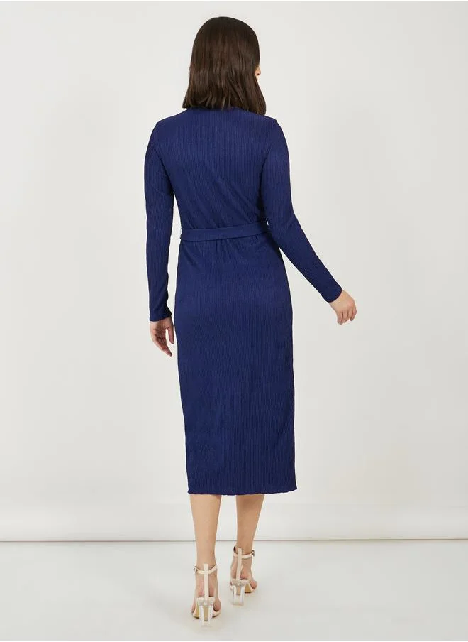 ستايلي Textured Bodycon Midi Dress with Tie-Belt