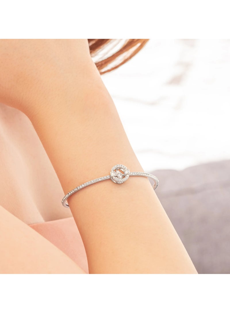 عام سوار مرصع بالزركون، سوار على شكل قلب متلألئ - هذا السوار المطلي بالروديوم، والمرصع بالكريستال الأبيض وأحجار البافيه الكريمة، هدية مجوهرات أنيقة للنساء. - Image 5