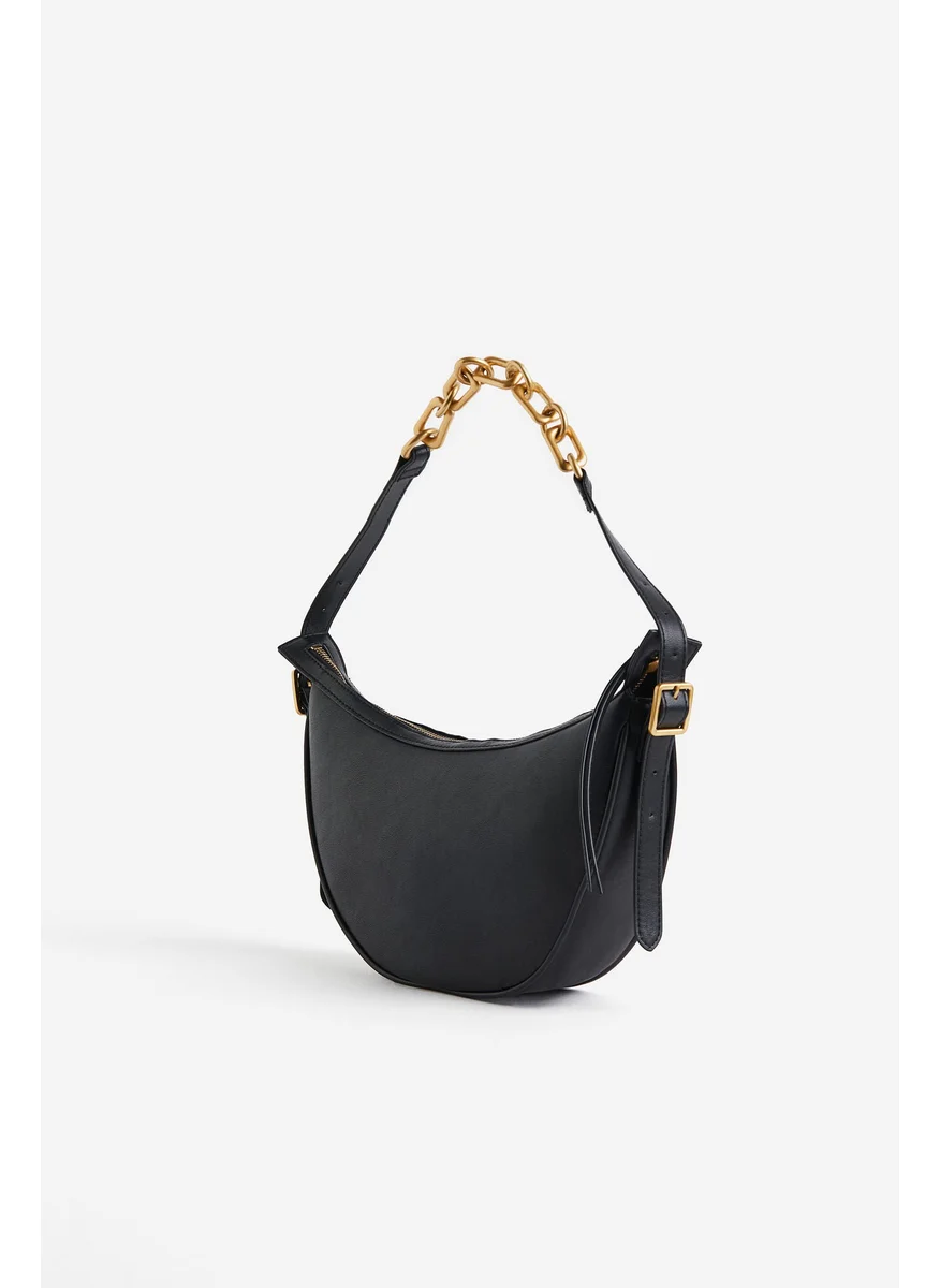 H&M Chain-Detail Shoulder Bag