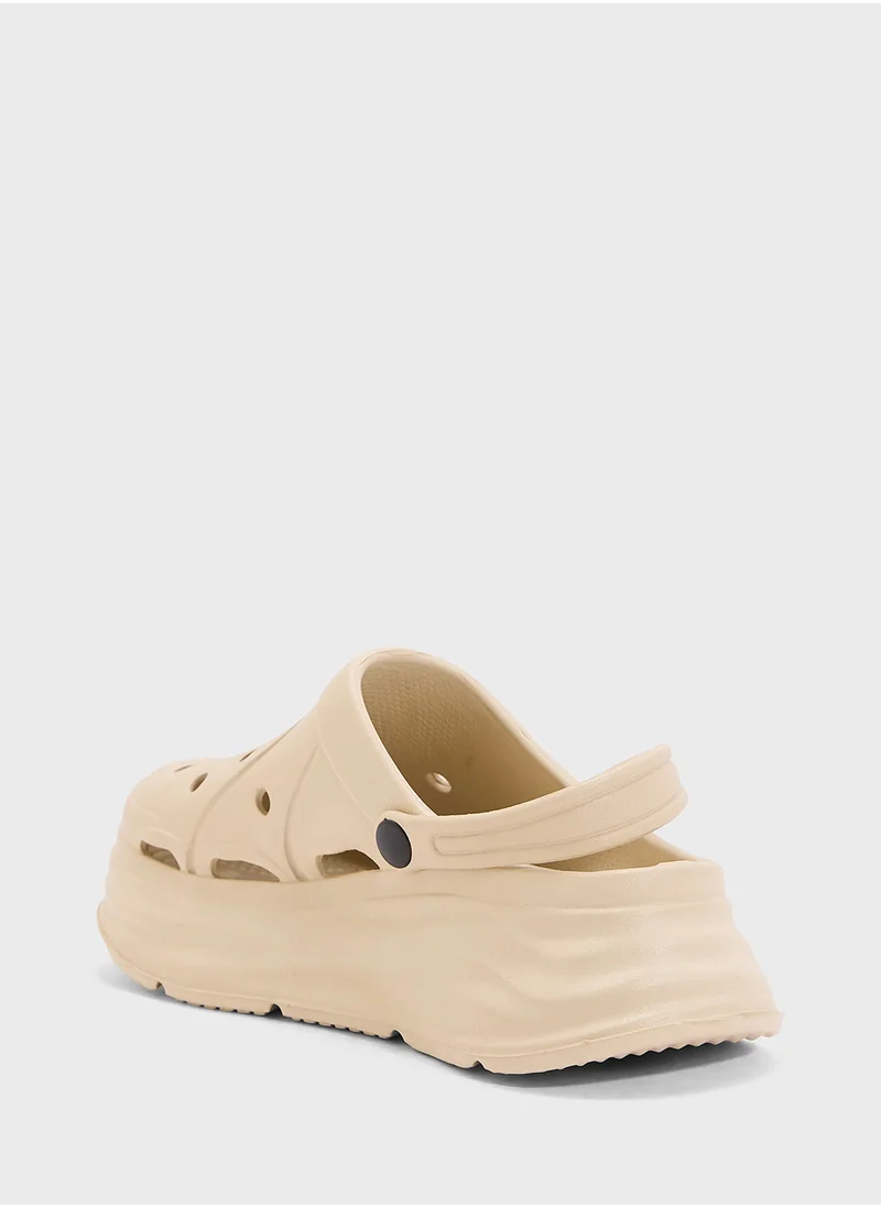 جينجر Casual Chunky Slip On