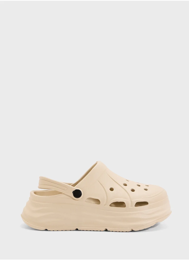 جينجر Casual Chunky Slip On