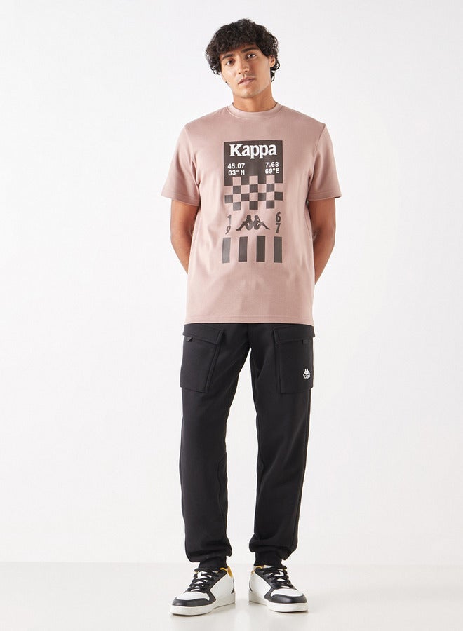 كابا تيشيرت بأكمام قصيرة وطبعات جرافيك من كابا - Image 2