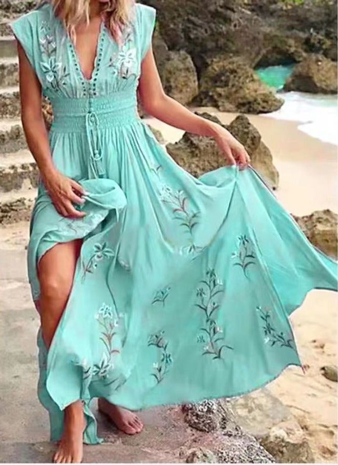 2025 New Summer Women's V-Neck French Bohemian Printed Dress