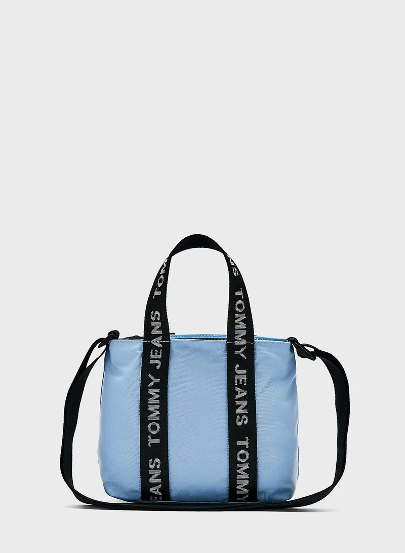 TOMMY JEANS Essential Medium Crossbody Bag