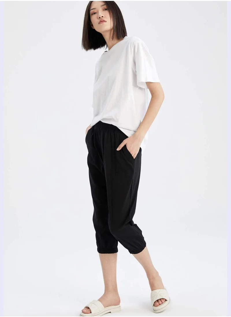 ديفاكتو Regular Fit Jogger Trousers