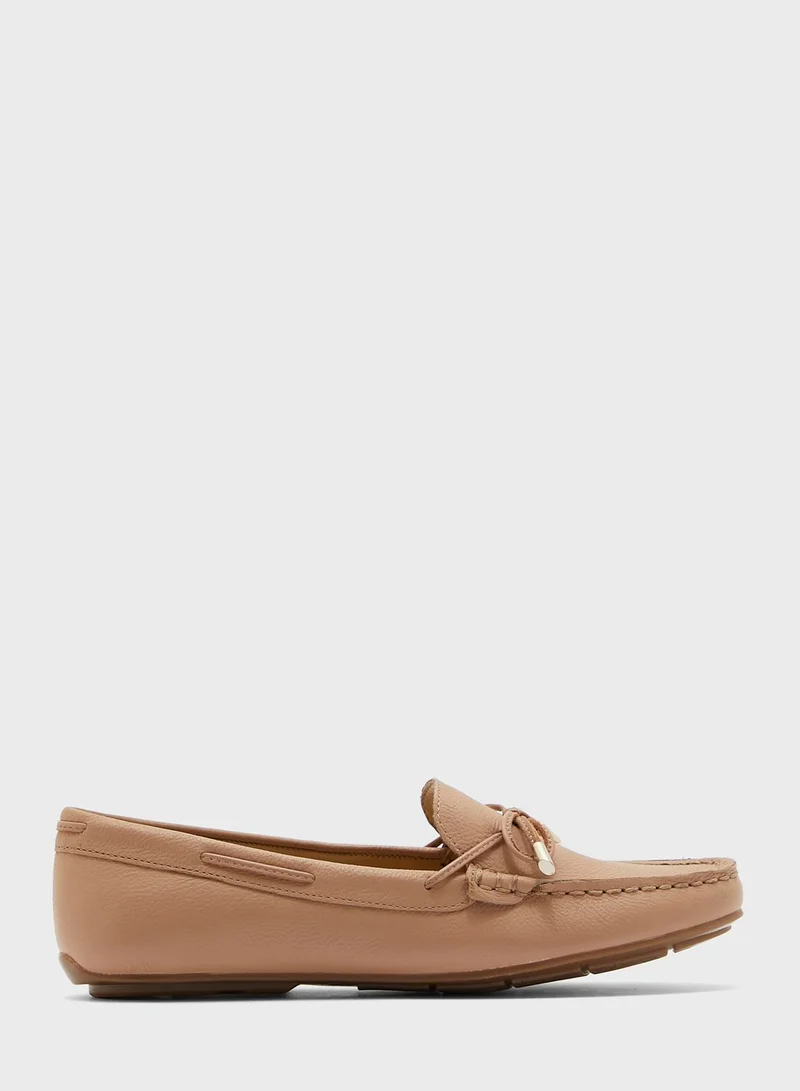 NINE WEST Devon Bow Moccasins