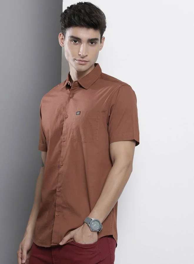 The Indian Garage Co Men Regular Fit Placement Print Half Sleeves Spread Collar Casual Shirt